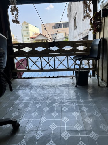 ផ្ទះជួល1ខ្នងមាន3បន្ទប់ 250$ ជិតផ្សារទឹកថ្លា លើផ្លូវសហព័ន្ធរុស្ស៊ី House for Rent on Russian Blvd