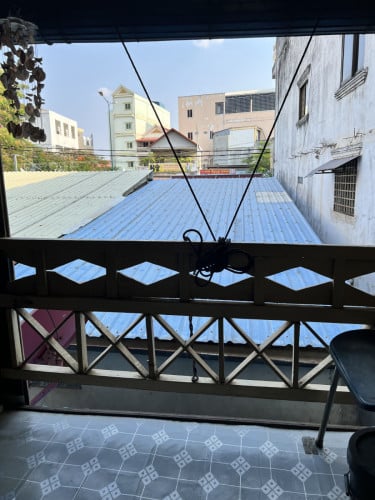 ផ្ទះជួល1ខ្នងមាន3បន្ទប់ 250$ ជិតផ្សារទឹកថ្លា លើផ្លូវសហព័ន្ធរុស្ស៊ី House for Rent on Russian Blvd