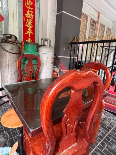 លក់150$មានកៅអី4តុបាយ1