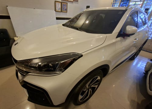 ឡានលក់ 16700$