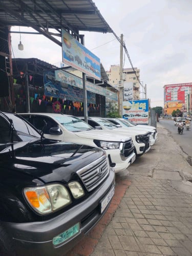 មានលក់ Ford .Masda .Revo