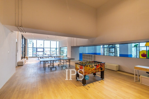 #FORSALE 20th Floor 2-Bedroom Condo -📍J Tower 2, BKK1, Phnom Penh