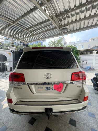 ឡានលក់ land cruiser 2011 full up 2021 ម្ចាស់ដើមផ្ទាល់ទី១