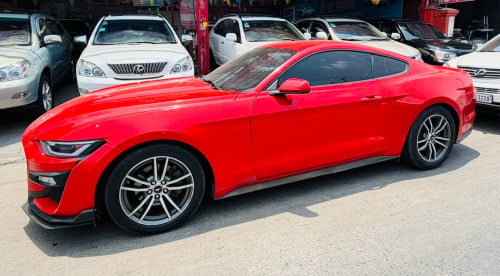 លក់បន្ទាន់ម្ចាស់ដេីមទី១ Mustang 2015 ធានាថ្មីដូចខ្លាញ់គោ