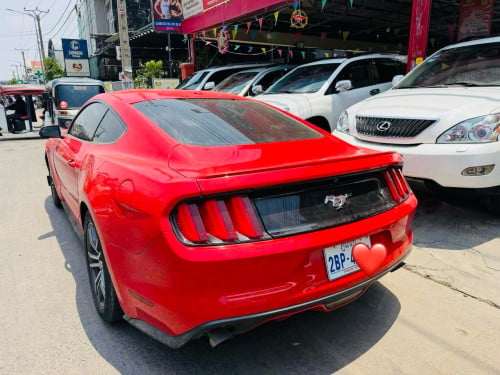 លក់បន្ទាន់ម្ចាស់ដេីមទី១ Mustang 2015  ធានាថ្មីដូចខ្លាញ់គោ