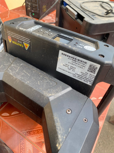 ភ្លើងញ៉ាក់ អកកេស អកកាដង់ Only light for sell