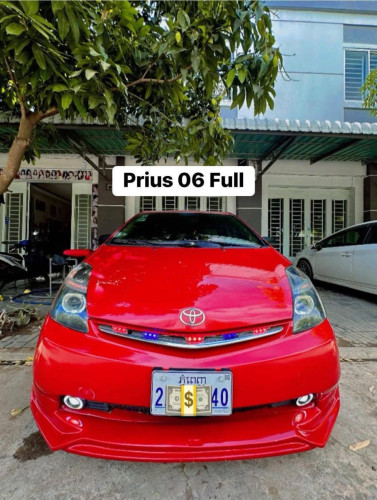 រថយន្តសម្រាប់ជួល Prius 04-013