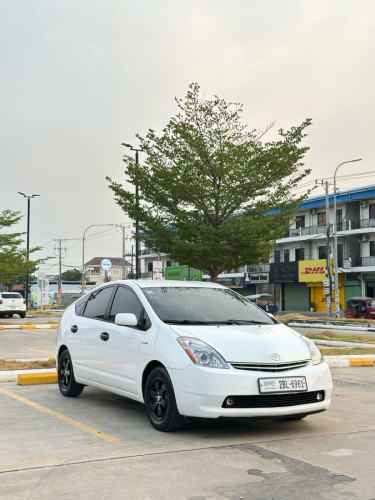 ឡានលក់បងប្អូនToyota Prius 06 Fullតមៃ្ល12000$ចរចារបាន🤑