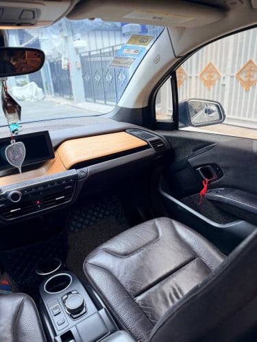 🔥BMWI3 015សាំង+អគ្គីសនី Fullម៉ាសុីនប្រអប់លេខអ៊ែម សន្សំសំចៃច្រេីន សេនស័រមួយជុំឡាន