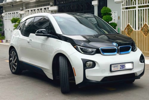🔥BMWI3 015សាំង+អគ្គីសនី Fullម៉ាសុីនប្រអប់លេខអ៊ែម សន្សំសំចៃច្រេីន សេនស័រមួយជុំឡាន