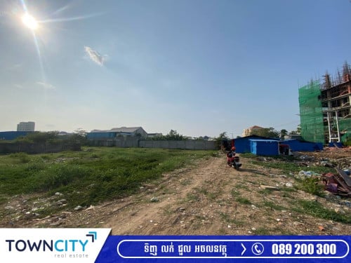 🗣️ដីខ្នាតវីឡា(លក់បន្ទាន់ខ្លាំង) នៅសង្កាត់គីឡូម៉ែត្រលេខ៦ ខណ្ឌឬស្សីកែវ