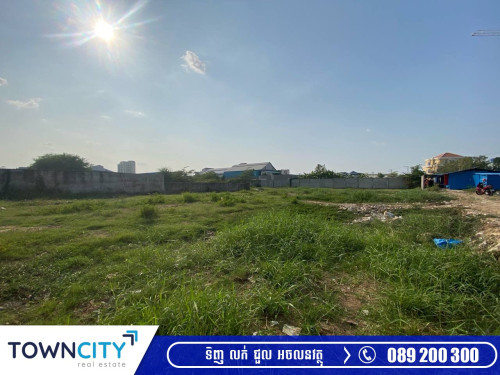 🗣️ដីខ្នាតវីឡា(លក់បន្ទាន់ខ្លាំង) នៅសង្កាត់គីឡូម៉ែត្រលេខ៦ ខណ្ឌឬស្សីកែវ