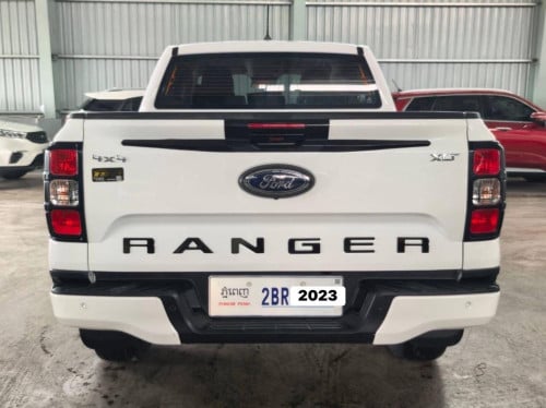 🚗Ford Ranger XLT ឆ្នាំ2023  ថ្មីខ្លាំង🎉កាត់ពីរម្ចាស់ដេីម សោពីរគ្រាប់🎉