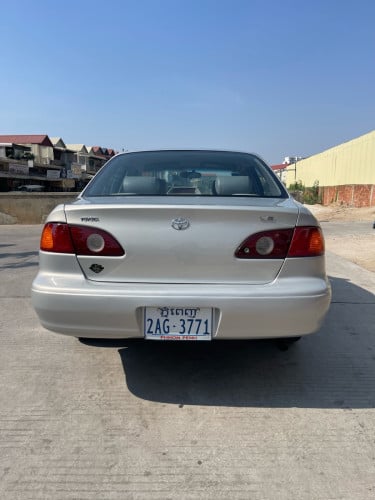 🚗Toyota Corolla2002LEម្ចាស់ដើមទីមួយ 👉ឡានថ្មីខ្លំាងអត់មានកន្លែងទាល់
