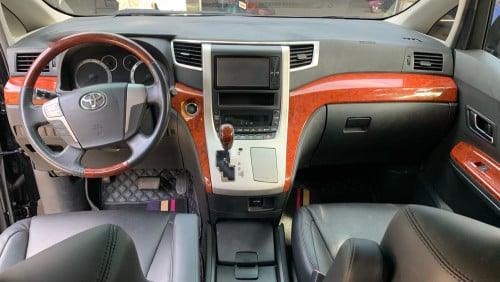 Alphard 2010 for sell full option