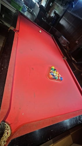 Riley Billiard table set (negotiable)