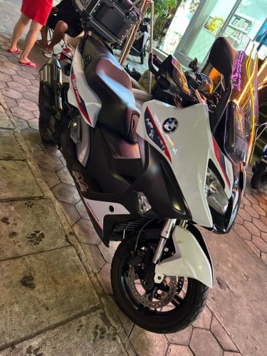BNW 650cc