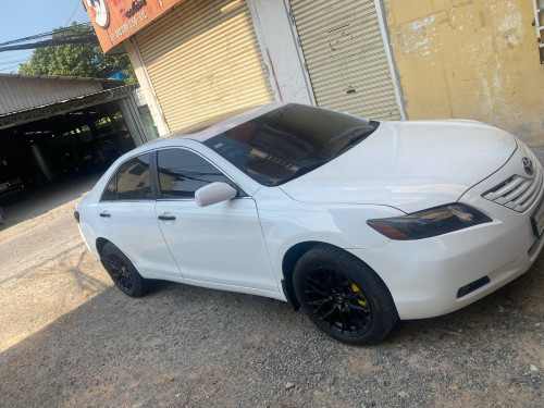 Camry XLE ឆ្នាំ2007 ធានាឡានថ្មី