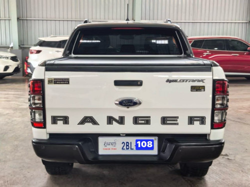 Ford Ranger 2020Full option (ឆ្វេងសុីន)ចូលតាមក្រុមហ៊ុន ford Wildtrak full option