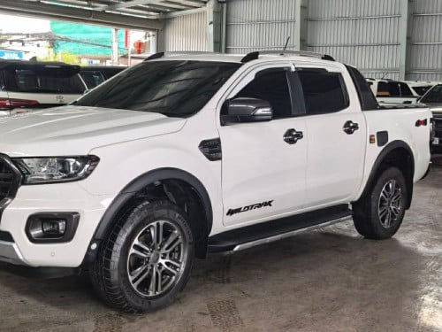 Ford Ranger 2020Full option (ឆ្វេងសុីន)ចូលតាមក្រុមហ៊ុន ford Wildtrak full option