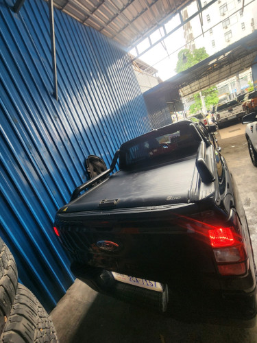 Ford XL 2024 ខ្មៅរលោង