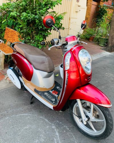 Honda Scoopy (770$,from Japan)