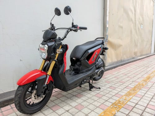 Honda Zoomer x