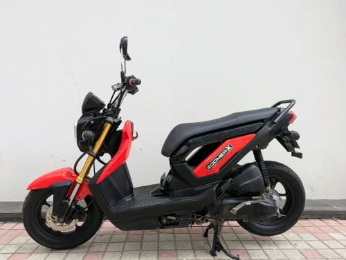 Honda Zoomer x