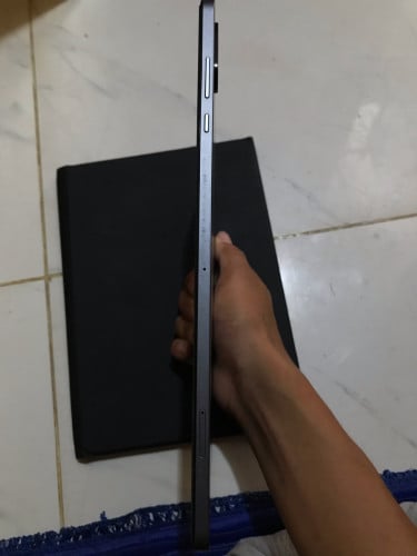 Honor pad x8a Sim+Wifi Ram4+4 128gb នៅស្អាត98-99%