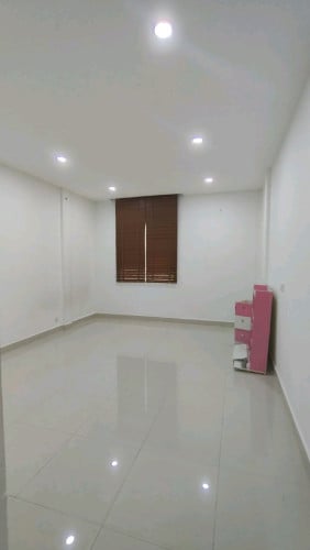 House for rent have furniture