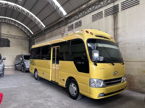 Hyundai county 2012 23999$