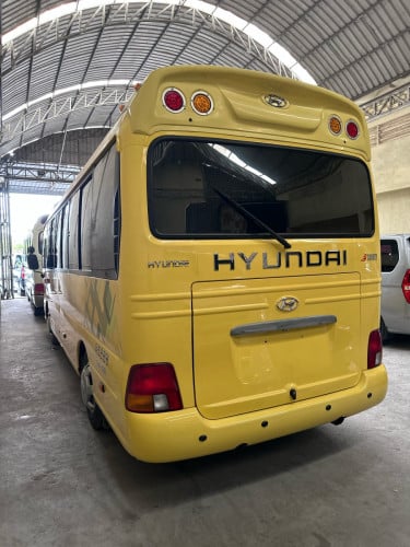 Hyundai county 2012 23999$