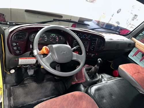 Hyundai county 2012 23999$