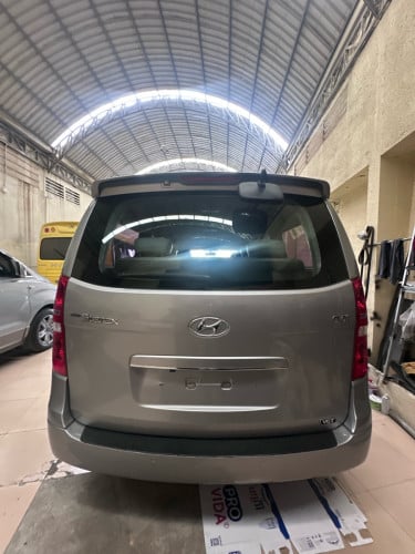 Hyundai starex 2014 16300$