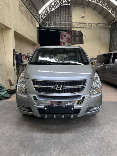Hyundai starex 2014 16300$
