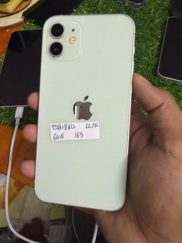 iPhone 12