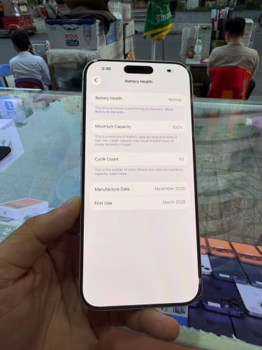 iPhone 17 Pro max 99.9% 256G Silver J/A ESIM