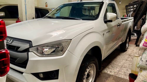 ISUZU D-MAX 2022 លេខដៃ (4x4) Urgent sale!!!