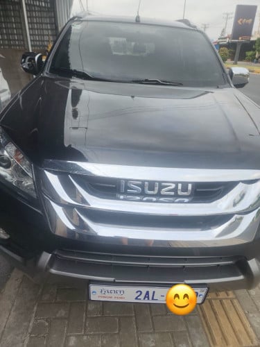 Isuzu MU-X 2016 អូតូកាប់ពិតាស