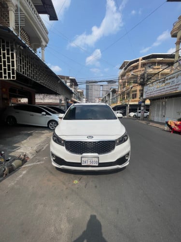 KIA Carnival 2018 V6សាំង full option ឡានថ្មីណាស់ 8មុឺនគីឡូសុីន ឡានខ្លាញ់គោ