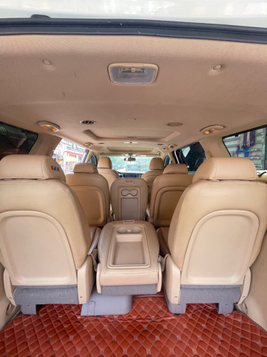 KIA Carnival 2018 V6សាំង full option ឡានថ្មីណាស់ 8មុឺនគីឡូសុីន ឡានខ្លាញ់គោ