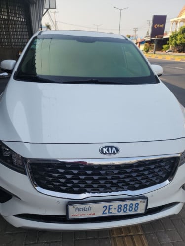 Kia Carnival 2020 (Full option) ម្ចាស់ដើមកាត់ឈ្មោះជូន