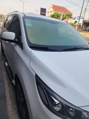 Kia Carnival 2020 (Full option) ម្ចាស់ដើមកាត់ឈ្មោះជូន