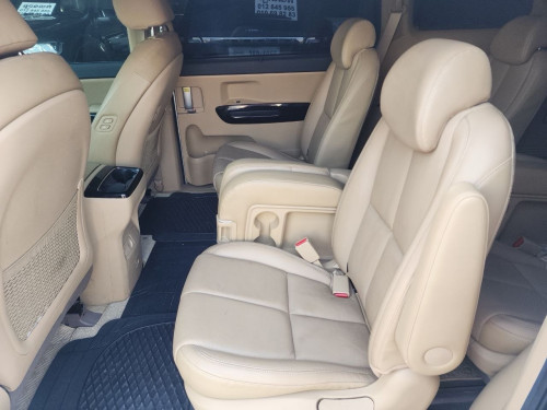 Kia Carnival 2020 (Full option) ម្ចាស់ដើមកាត់ឈ្មោះជូន
