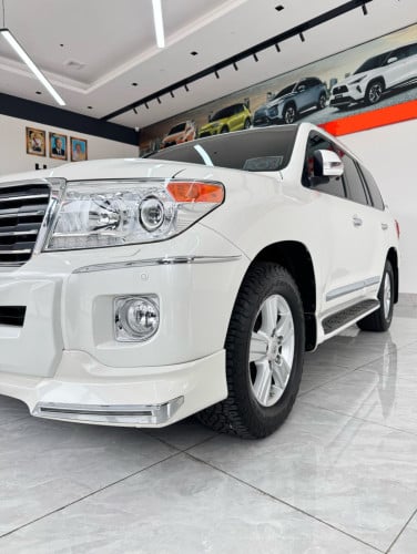 Land Cruiser 2015 full option