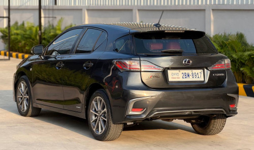 Lexus CT 200h 2011 full កាន់លុយ 5500$ ដកឡានបាន