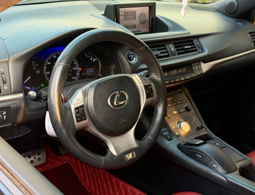 Lexus CT 200h 2011 full កាន់លុយ 5500$ ដកឡានបាន
