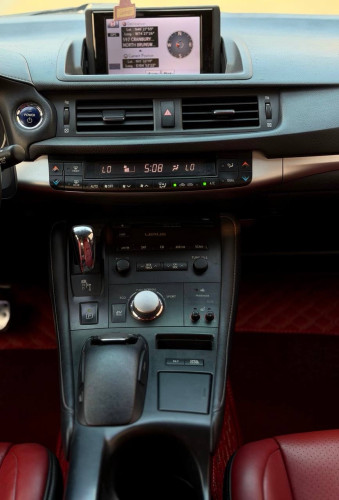 Lexus CT 200h 2011 full កាន់លុយ 5500$ ដកឡានបាន