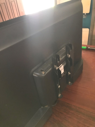 LG 32”