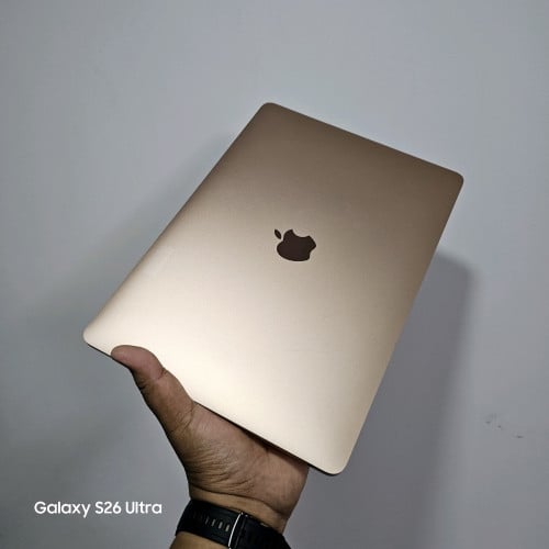 MacBook Air M1